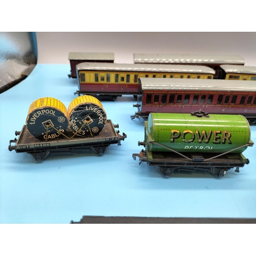 426 - Tin Box of Hornby Carraiges and Carts to include Mobil Oil Company, Power Petrol, Liverpool Cables.