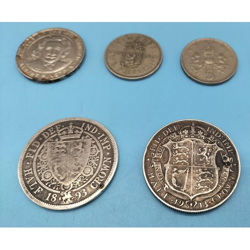 455 - Collection of Coins to include Silver 925 1893 Half Crown, 1913 Half Crown and .500 Silver Shilling,... 