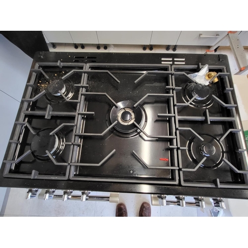 609 - Cookmaster Leisure Gas/Electric Cooker. 90cm Wide, 67cm Deep, 95cm High. This Lot is Collection Only... 