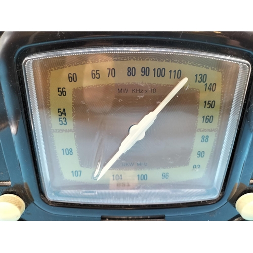 627 - Classic Collectors Edition Radio. Glass A/F.