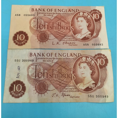 733 - 4 x Bank of England Notes - 3 x 10 Shilling Notes plus a £5 Note.