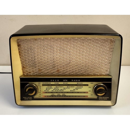 289 - EKCO  VHF/AM Box Valve Radio. Model U319A. Good Working Order. 27cm High, 36cm x 19cm.