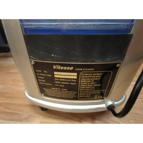 420 - Vitesse 1600w Professional Fabric and Upholstery Steam Cleaner W/O. This Lot is Collection Only.