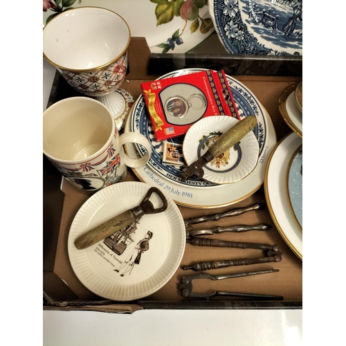 738 - Box of Mixed items to include Royal Memorabilia Items, Meat Plates, Collectable Plates plus Collecti... 