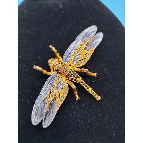 480 - Lovely Dragonfly Brooch. 8cm x 5cm.