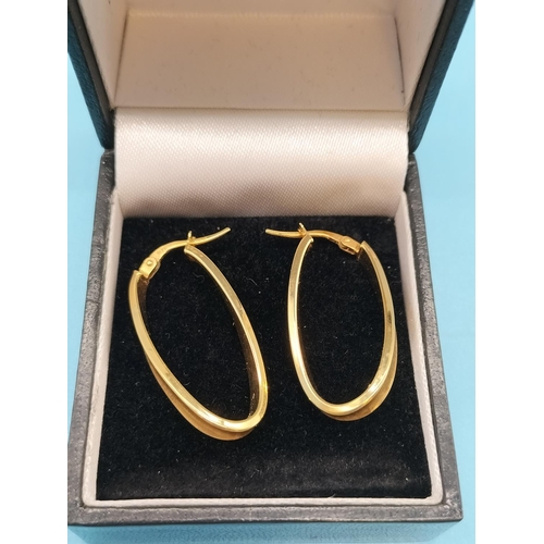 540 - Pair of 9ct Gold 375 Earrings. 1.2 Grams.