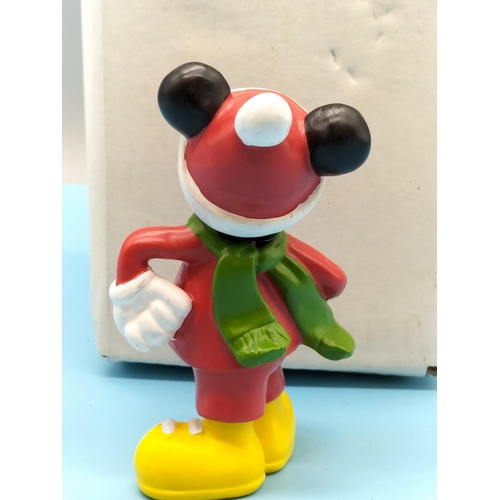 664 - Christmas Micky Mouse Figure.