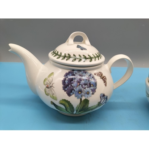 770 - Portmeirion Teapot (14cm High), 7cm Cups (3) plus 13cm Bowls (3).