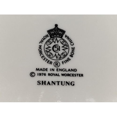 228 - Royal Worcester 27cm Cabinet Plate in the 'Shantung' Pattern. Factory Fault.