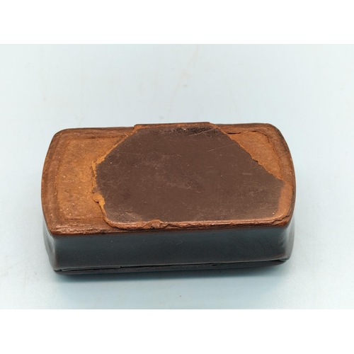 246 - Antique Miniature Snuff Box. Damage to Base.