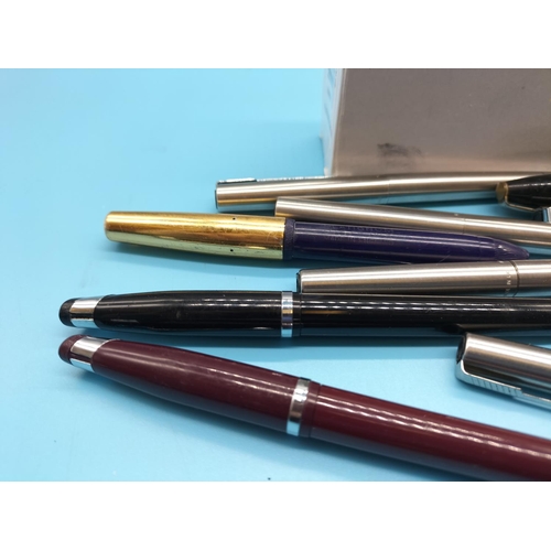 31 - 14 Fountain Pens including Parker. Some require Attention.