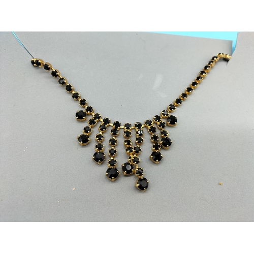 680 - Ladies Necklaces (4).