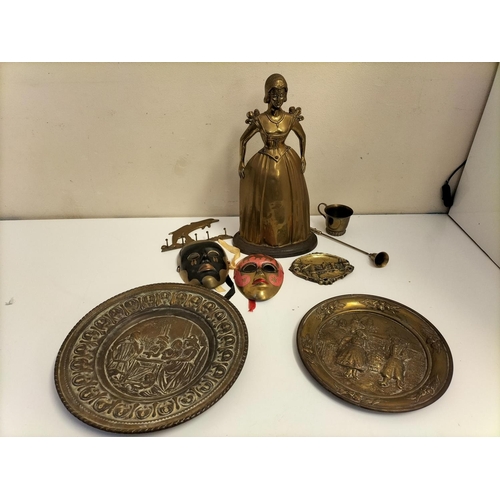 692 - Collection of Brass Items.