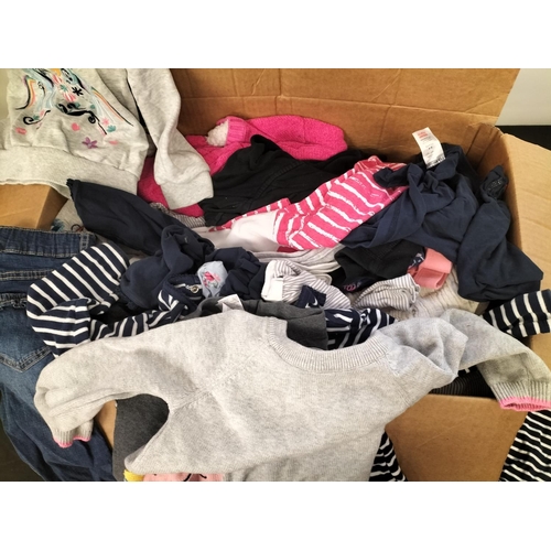 569 - Box of Girl's Clothing. Age 2 -3 Years.