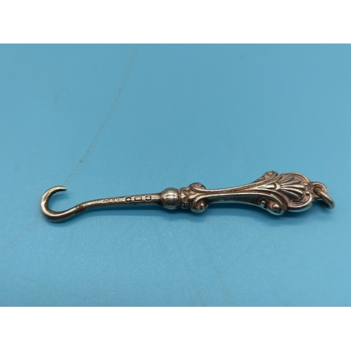 28 - Silver Hallmarked Button Hook.