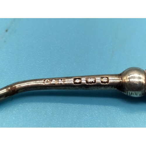 28 - Silver Hallmarked Button Hook.