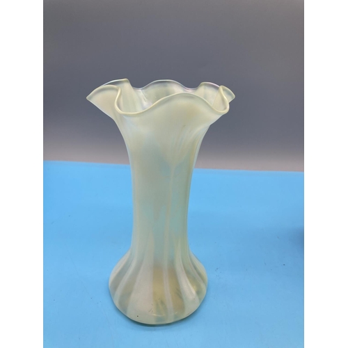 180 - 3 Pieces of Art Glass Vases. Tallest being 19.5cm.