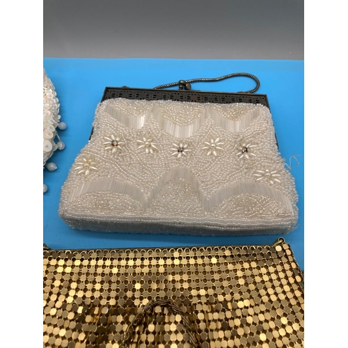 424 - 6 x Beaded and Sequined Ladies Evening Bags.