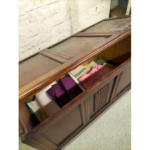 541 - Blanket Chest with Vintage Lining. 52cm High, 91cm x 45cm. This Lot is Collection Only.