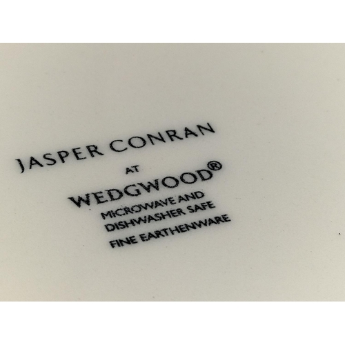 147 - Jasper Conran for Wedgwood 23cm Salad Plates (6) in the 'Strata' Pattern.