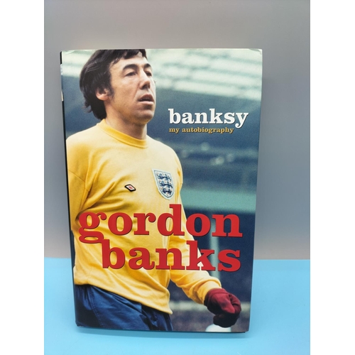 40 - Signed 1966 Related Autobiographies (2) - Geoff Hurst and Gordon Banks.