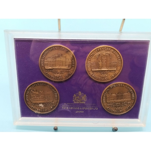 31 - Toye Kenning & Spencer Ltd 'Winston Spencer Churchill' Bronze Medal Centenary 1974 Cased Set.