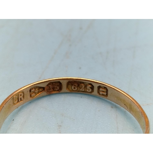 339 - 15ct Gold Ring. Size L. 1.2 Grams.