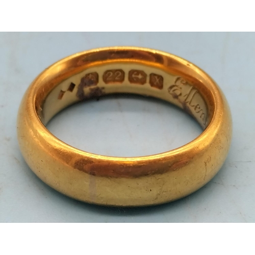 361 - 22ct Gold Band Ring. Size H. 10.9 Grams.