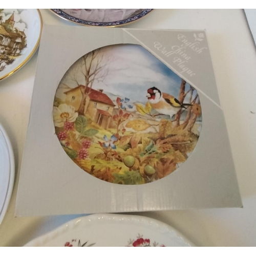 371 - Collection of Porcelain Collectors Plates. Largest having a Diameter of 26cm.