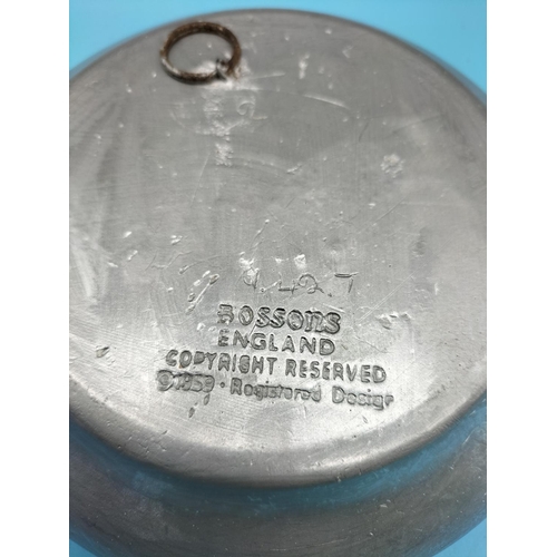 372 - Boxed Bossons Scottie Dog 'Good Luck' Small Plaque. 15cm Diameter.