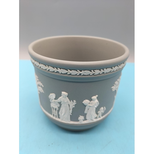 139 - Wedgwood Grey Jasper Small Planter. 11.5cm High, 12.5cm Diameter.