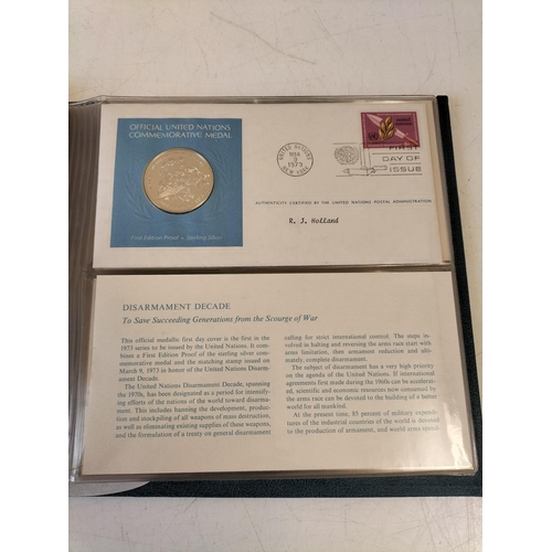 716 - 1973 Official United Nations Medallic First Day covers containing 5 x First Edition Sterling Silver ... 