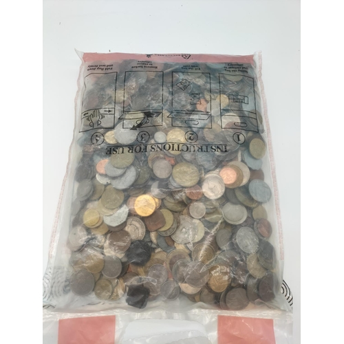 10A - 5kg of Unchecked World Coins.