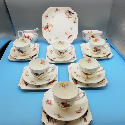 41 - Royal Doulton 21 Piece Part Tea Set with an Exotic Bird Pattern H1422.