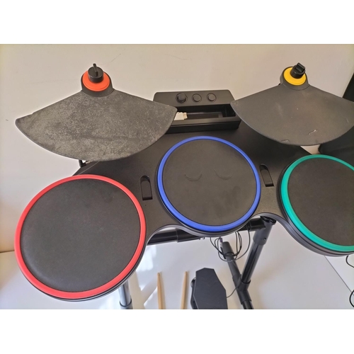 72 - Wii Guitar Hero World Tour Wireless Drum Kit. Boxed. Drum Kit Only.