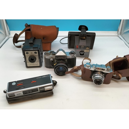 226 - Vintage Cameras (5) to include Praktica Super TL, Coronet Ambassador, Halina 35x, etc.