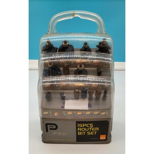 262 - Performance Pro 15 Piece Router Bit Set.