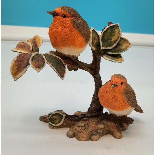 264 - Coalport Limited Edition 3929/4950 Model of a Robin Redbreast. 14cm High x 16cm.