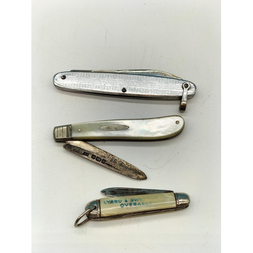 160H - Vintage Pen Knives (3). One with Silver Blade.