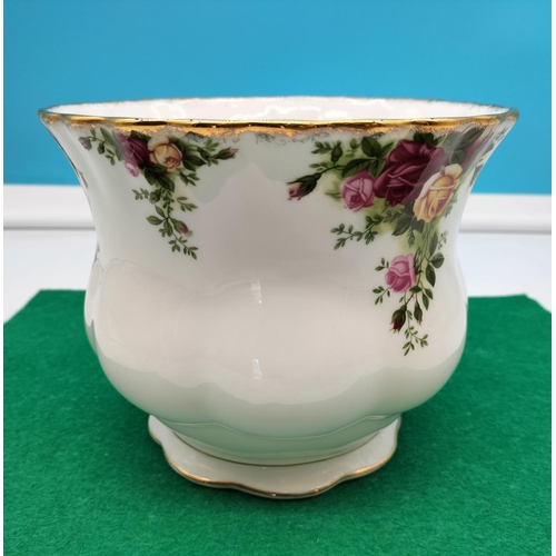 46 - Royal Albert Planter in the 'Old Country Roses' Pattern. 14cm High, 17cm Diameter.