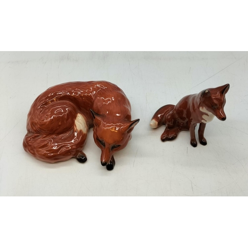 102 - Beswick Figures of Foxes (2) - Sitting Fox (Chip to Ear) plus Lying Down Fox.