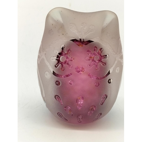 177 - Small Glass Owl signed S.Jackson, Small Glass Penguin plus Glass Bowl. Bowl measures 5.5cm High, 29c... 