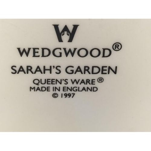 26 - Wedgwood Planter in the 'Sarah's Garden' Pattern. 19cm x 19cm x 16cm.