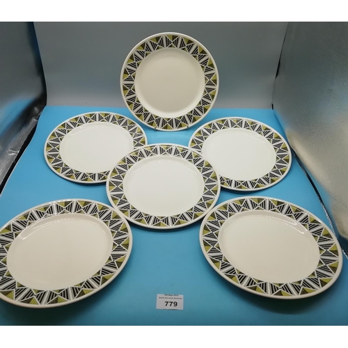 779 - Wedgwood 23cm Dessert/Salad Plates (6) in the 'Diamond' Pattern. Dated 1964.