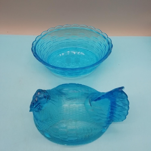 90 - Fenton Glass Blue Egg Crock. 22cm High x 20cm.