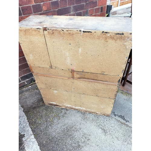 386 - Pitch Pine Pigeon Hole/Bookshelf. 98cm High, 82cm x 29cm. Needs New Back. This Lot is Collection Onl... 