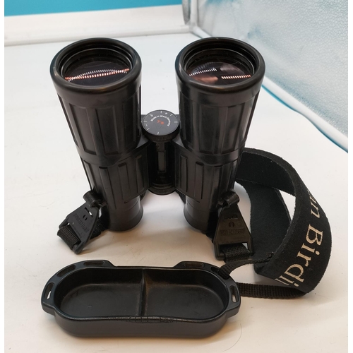 609 - Pair of Zeiss 10x40 B Rubber Cased Binoculars. Model No 213825. Good Focus, No Foxing, No Mould.