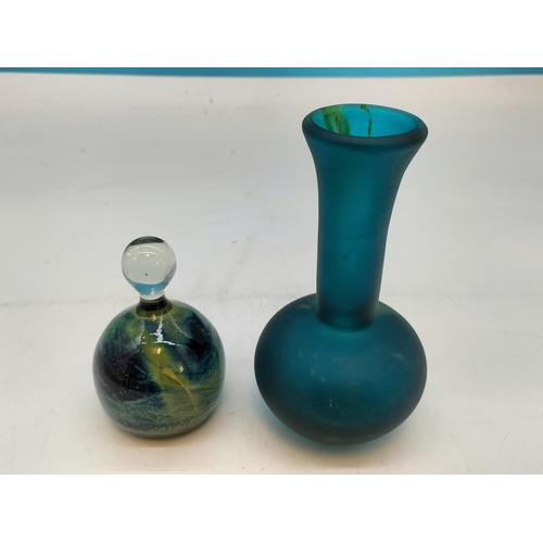 713 - Mdina Glass Paperweight and 17cm Glass Vase.