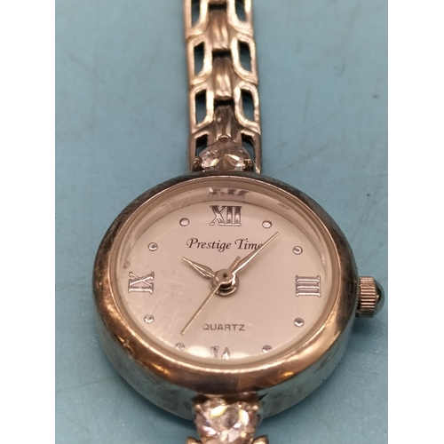 210 - 925 Silver Ladies Watch.