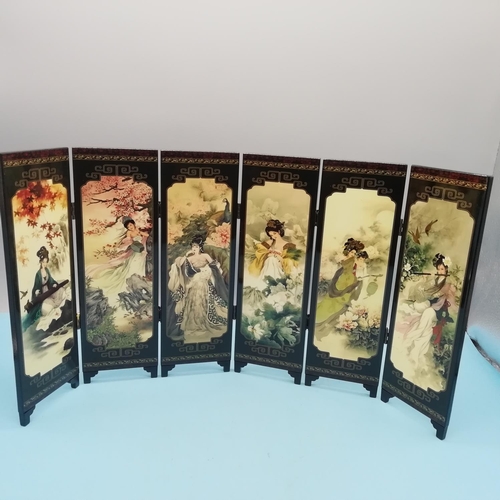 33 - Chinese 27cm High Lacquered Wood Folding Screen.